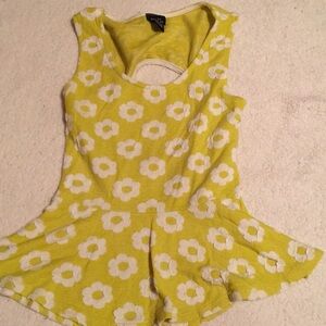 Rue 21 medium lime blouse floral pattern